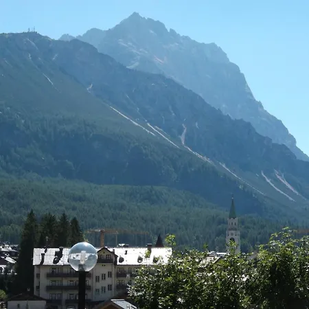 Alvera Cortina dʼAmpezzo